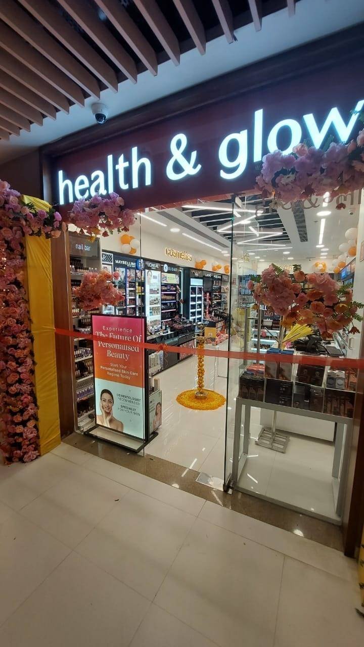 Health & Glow store entrance dressed with floral arches for its launch.